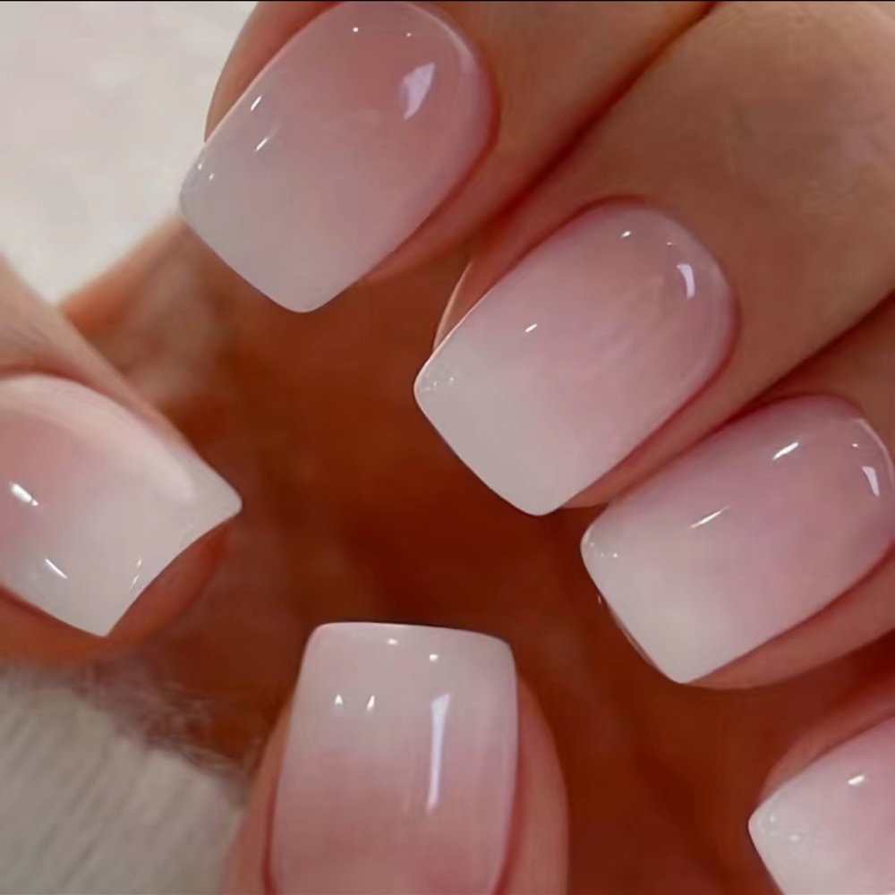 False Nail Professional Do-It-Yourself